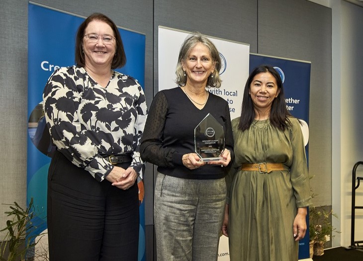 Water Corporation chair Andrea Sutton with Platinum Development winners DevelopmentWA's Naomi Lawrance, Senior Development Manager, and Development Managert Linda Pham